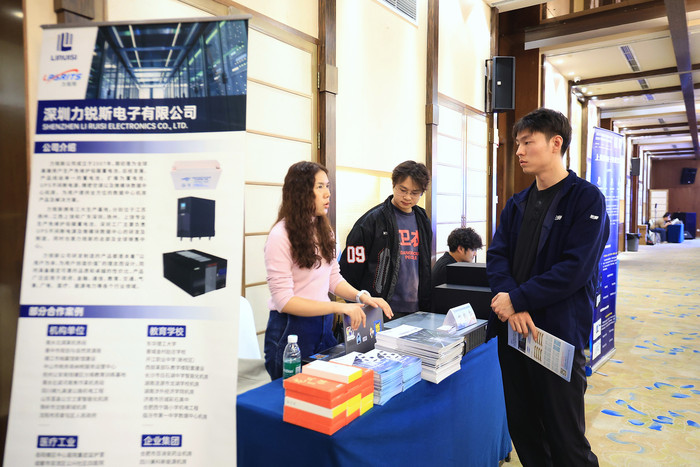 为集成商介绍机型配置与并机方案